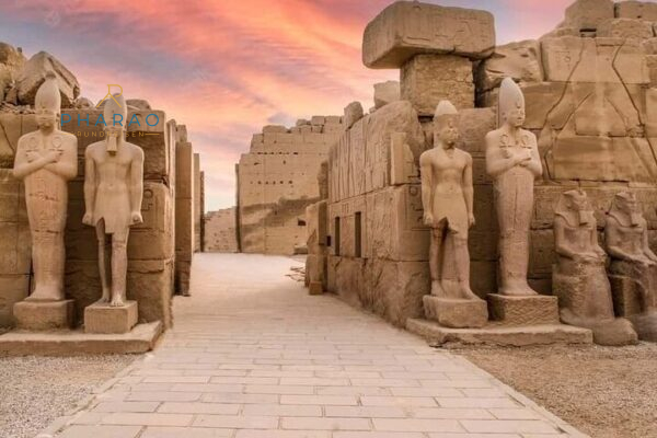 Luxor 2 Tage Privat Reise ab Hurghada – Karnak, Tal der Könige & 5-Sterne-Hotel