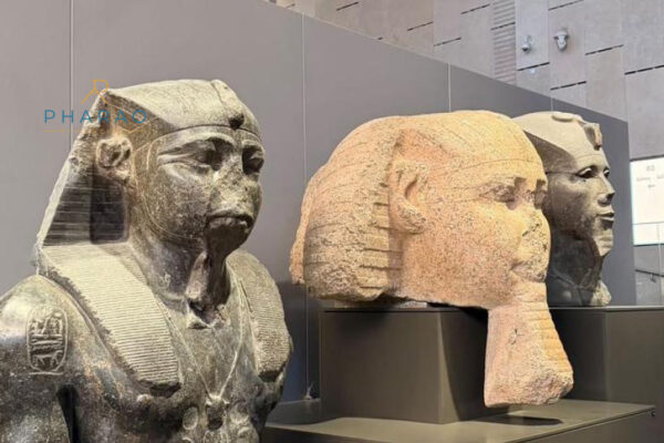 Privater Kairo Ausflug ab Marsa Alam – Pyramiden, Sphinx & Ägyptisches Museum mit Ägyptologe