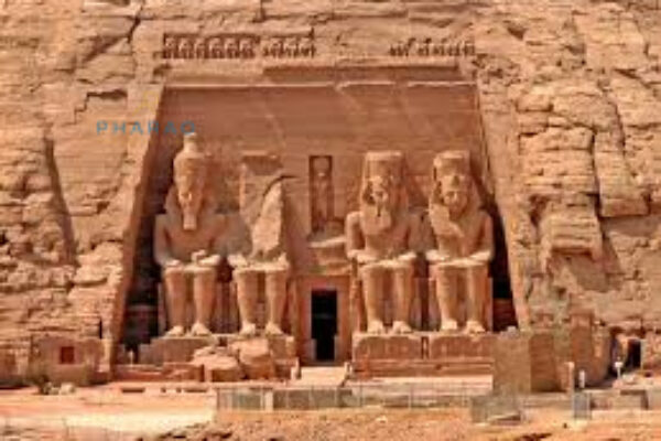 Assuan & Abu Simbel 2-Tagestour ab Hurghada – Tempel, Obelisk & Staudamm